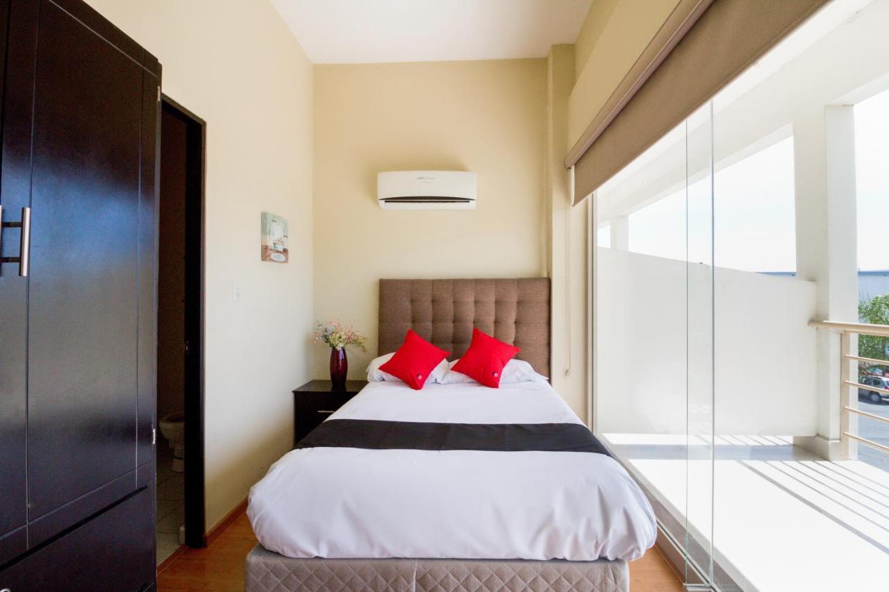 ホテル Ecohabit, Monterrey Apodaca エクステリア 写真
