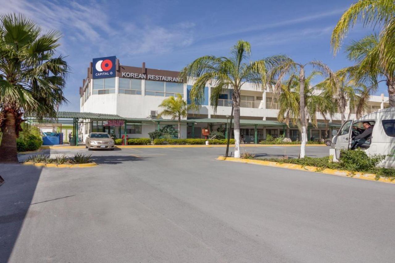 ホテル Ecohabit, Monterrey Apodaca エクステリア 写真